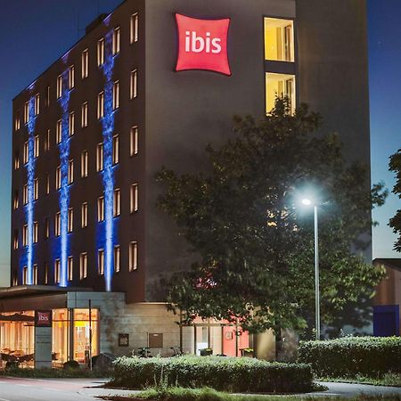 Ibis Hotel Friedrichshafen Airport Messe Dış mekan fotoğraf
