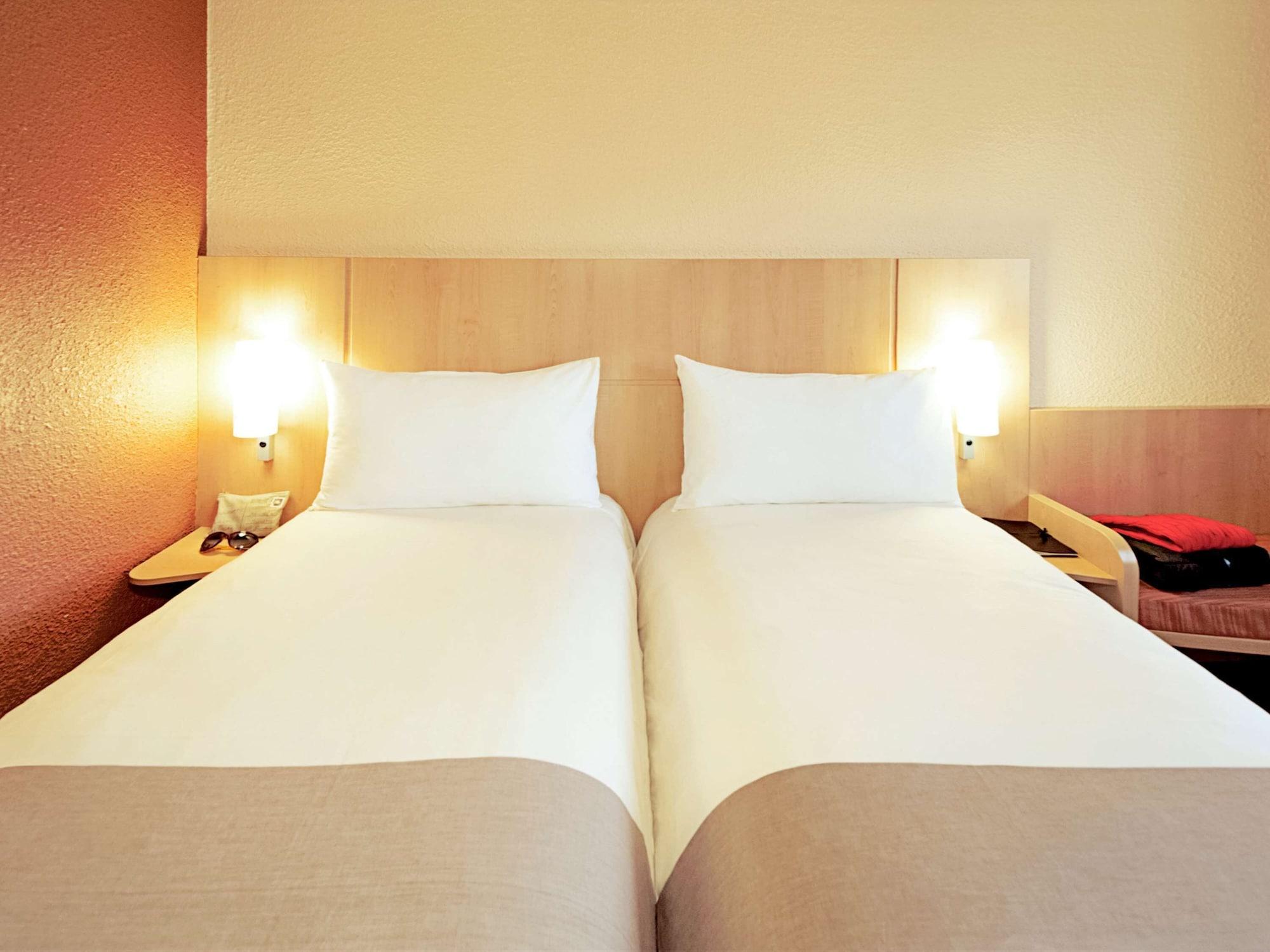 Ibis Hotel Friedrichshafen Airport Messe Dış mekan fotoğraf