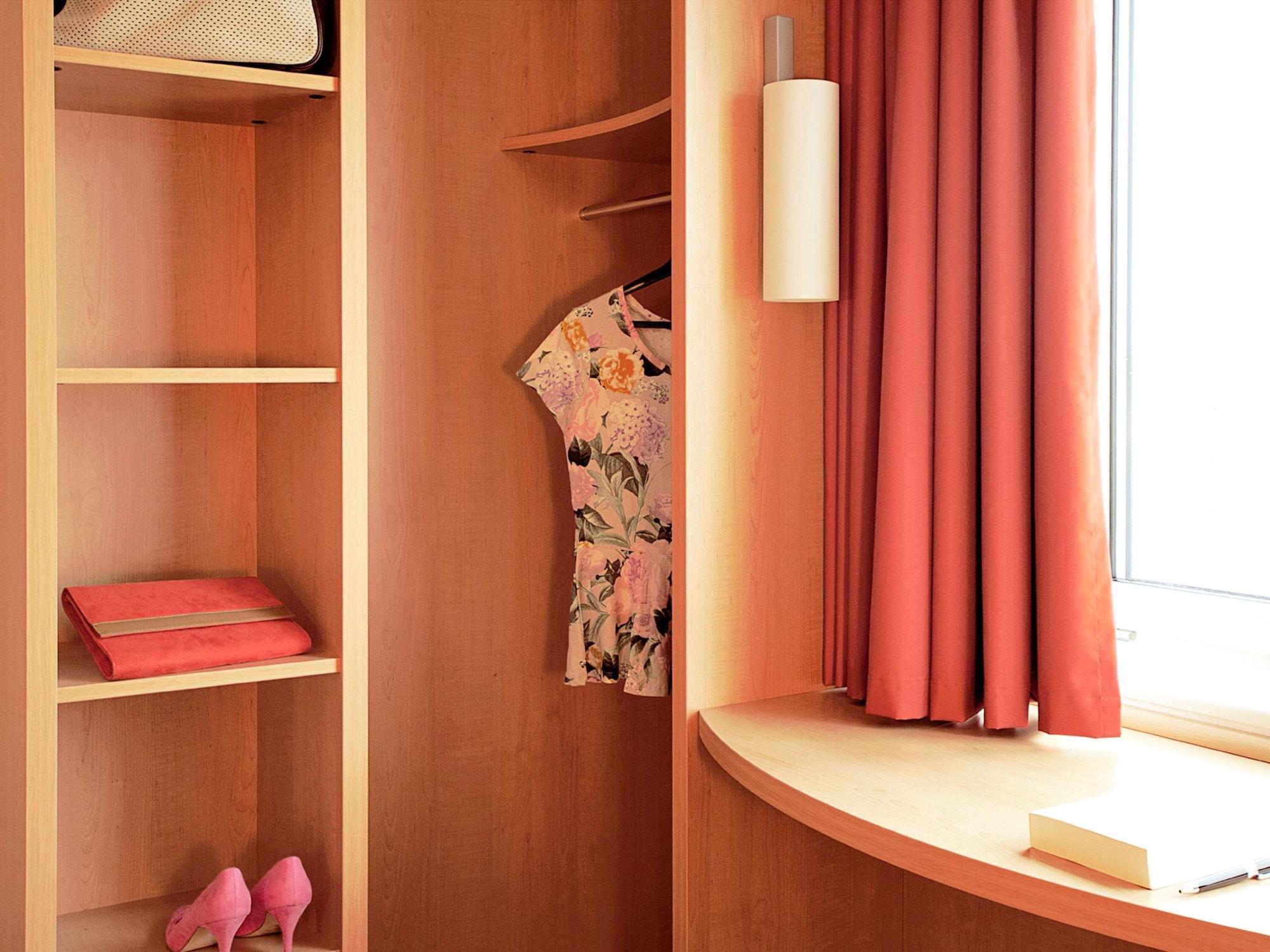 Ibis Hotel Friedrichshafen Airport Messe Dış mekan fotoğraf