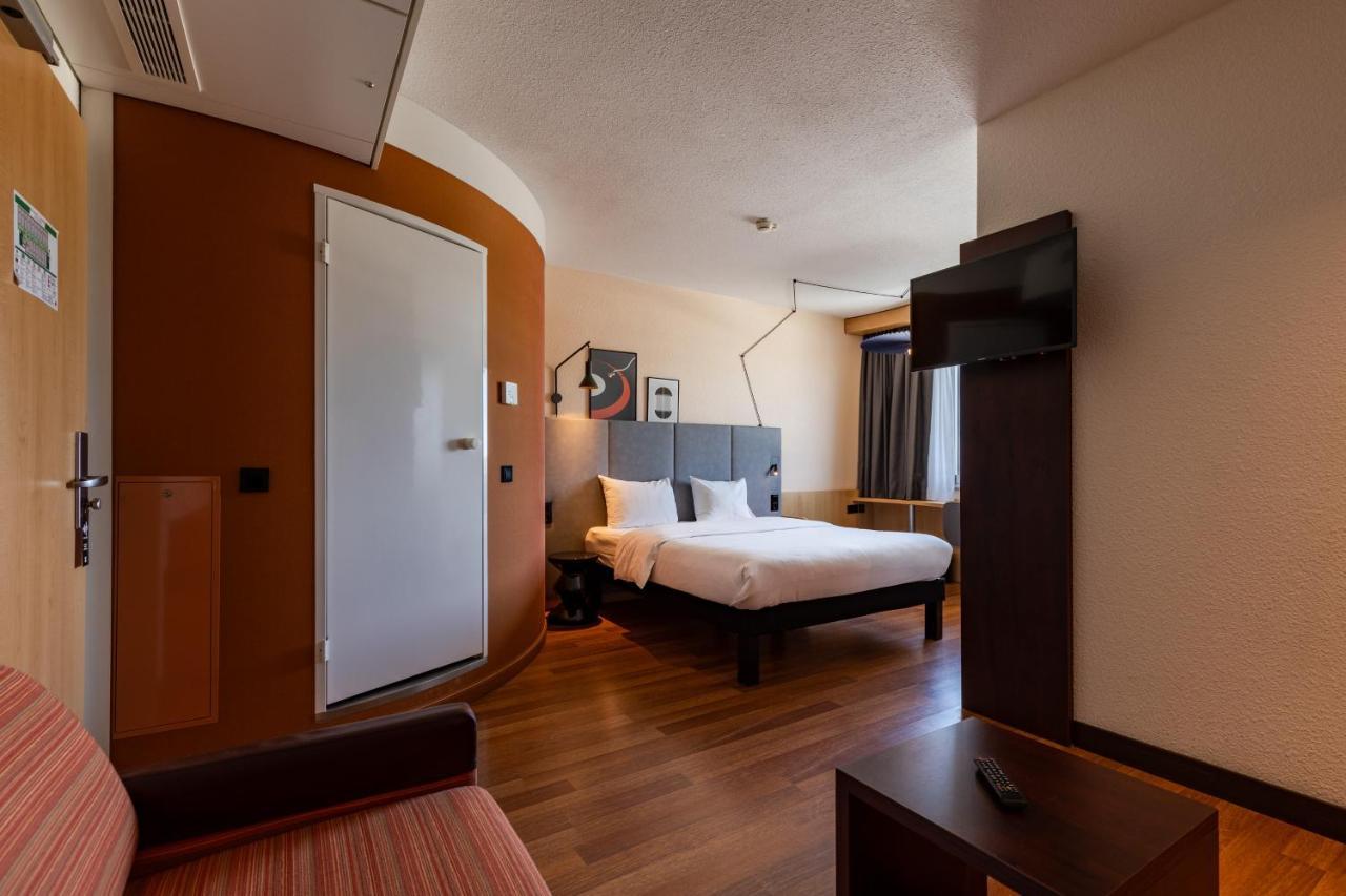 Ibis Hotel Friedrichshafen Airport Messe Dış mekan fotoğraf