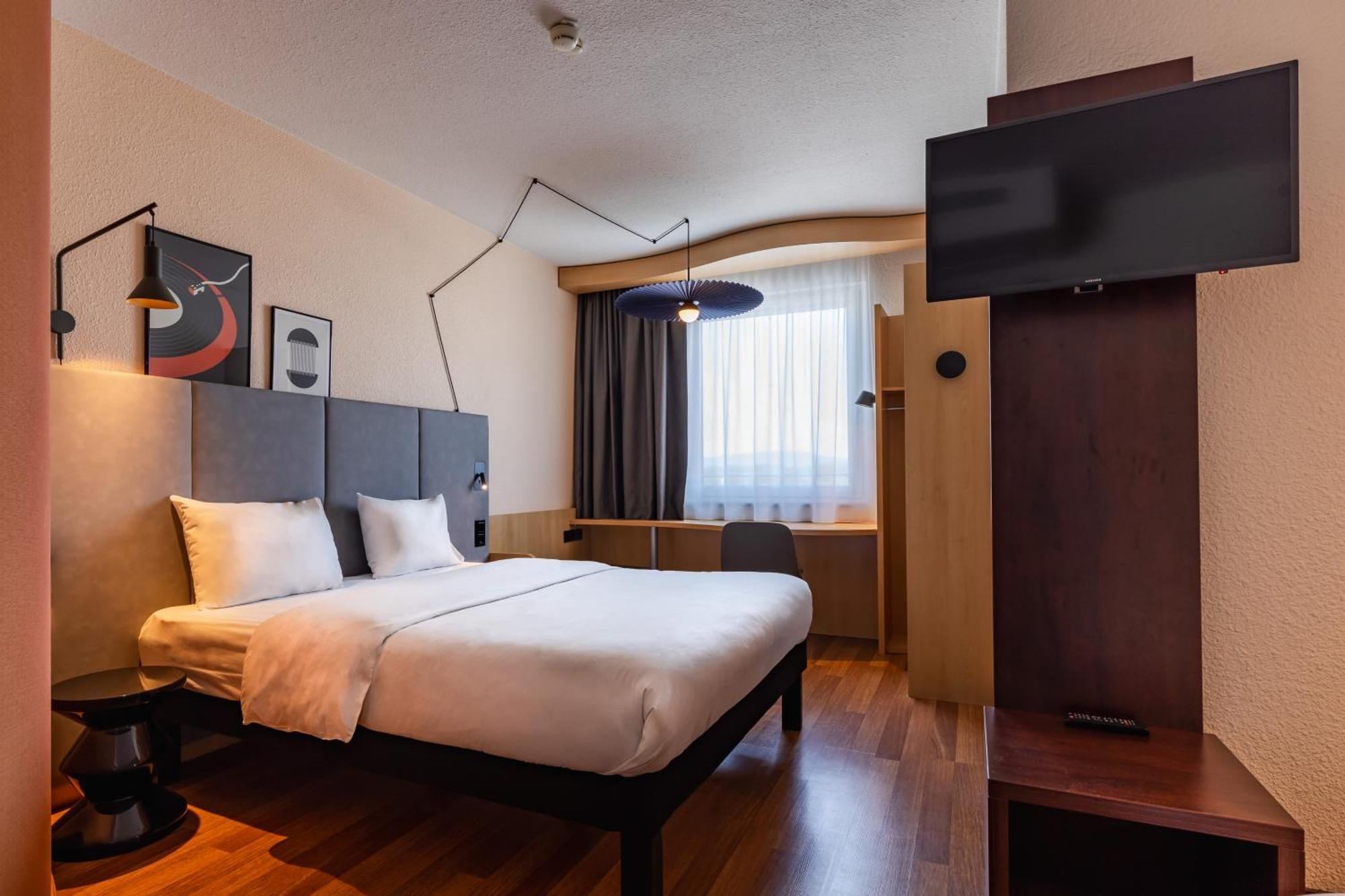 Ibis Hotel Friedrichshafen Airport Messe Dış mekan fotoğraf